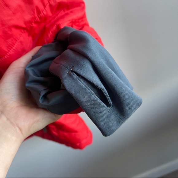 Columbia Red Quilted Jacket Omni Shield - Picture 5 of 10